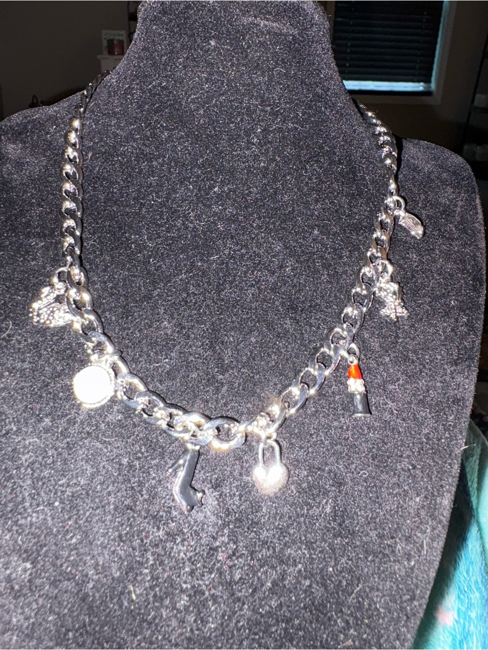 Shopaholic Slay Red Necklace - Picture 3 of 5